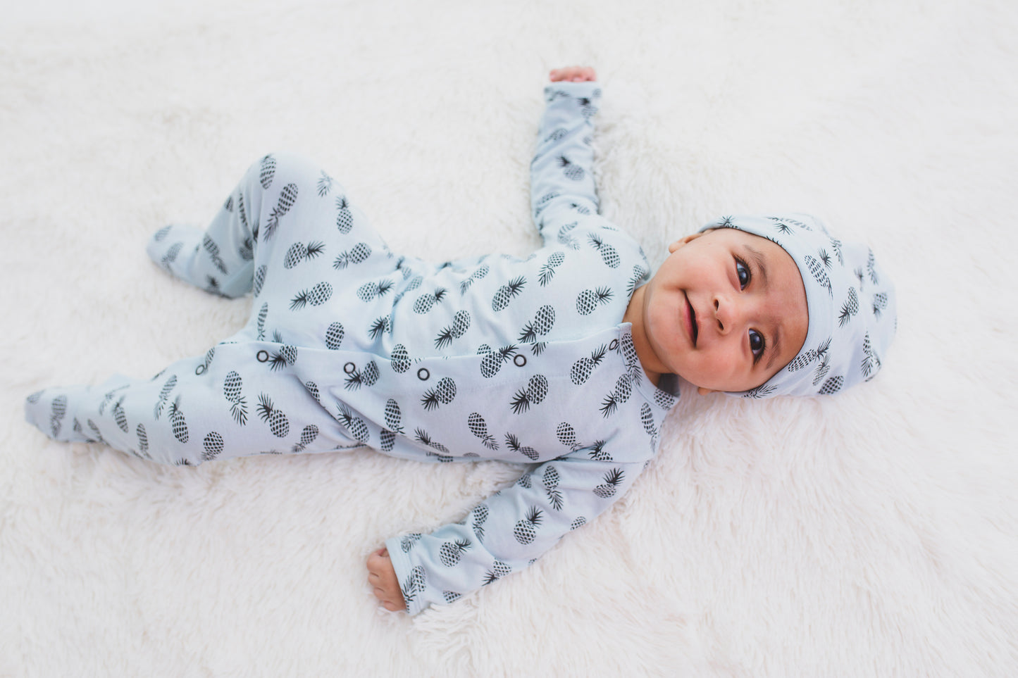 Socks Romper - Grey pineapples