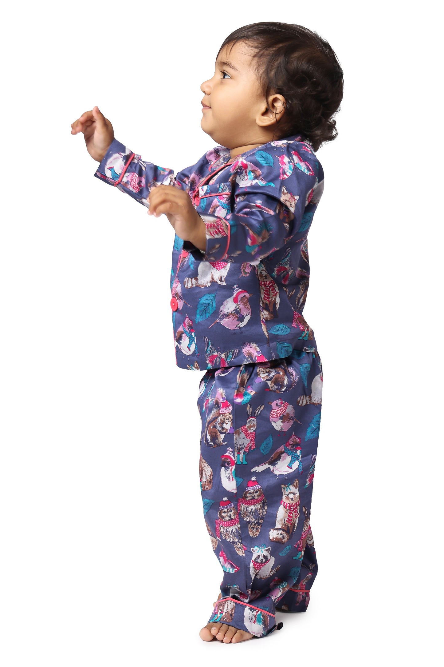 Birds And Leaves Night Suit