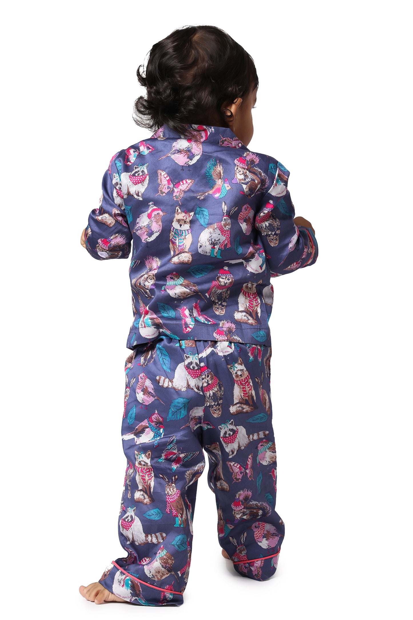 Birds And Leaves Night Suit