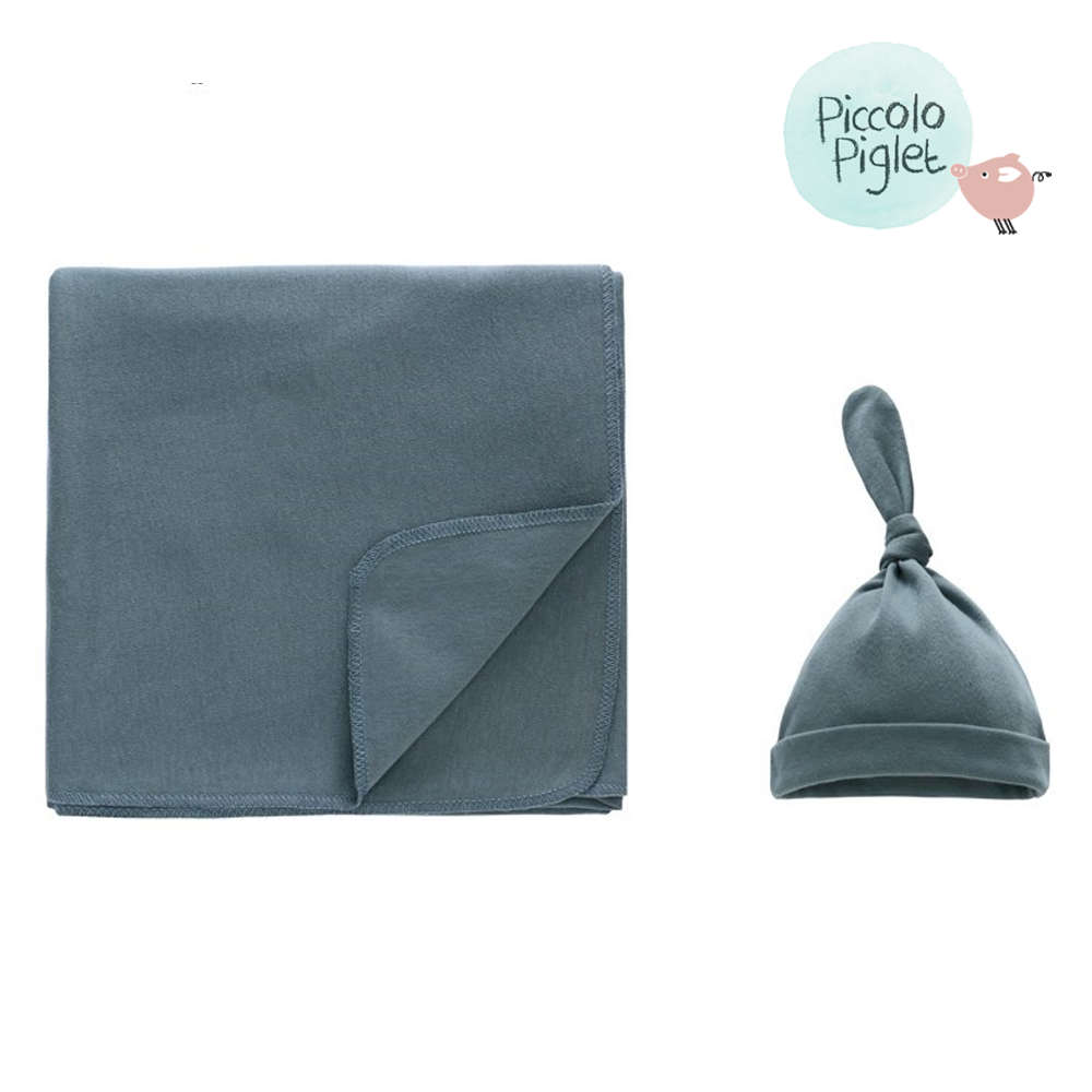 Baby Blanket with Knotted Cap (Teal Blue)