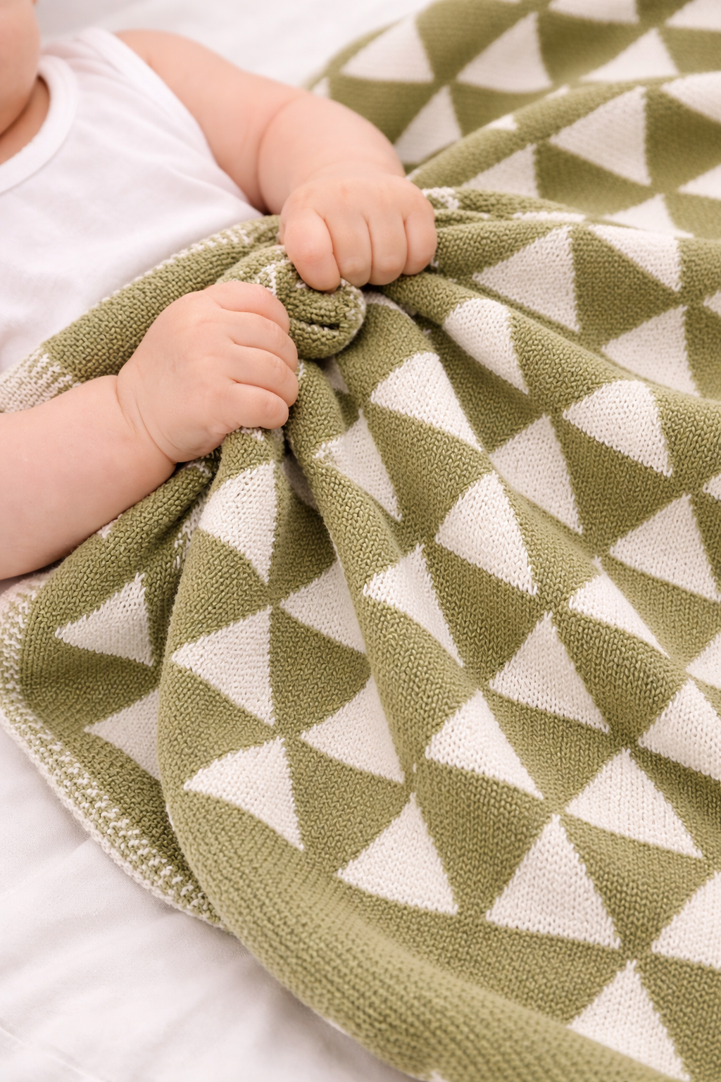 Olive CozyNest Baby AC Blanket
