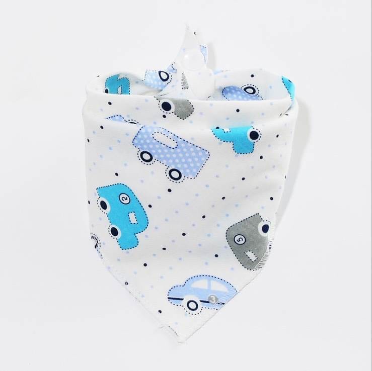 Bandana bib set (Set of 5 In Different Prints)