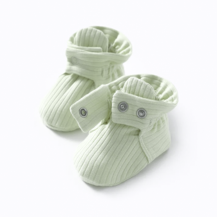 Newborn Baby Knitted Socks Booties (Mint Green)